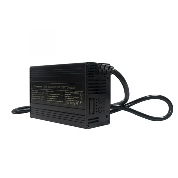 Perfektium 36 V 20 A LiFePO4-Ladegerät